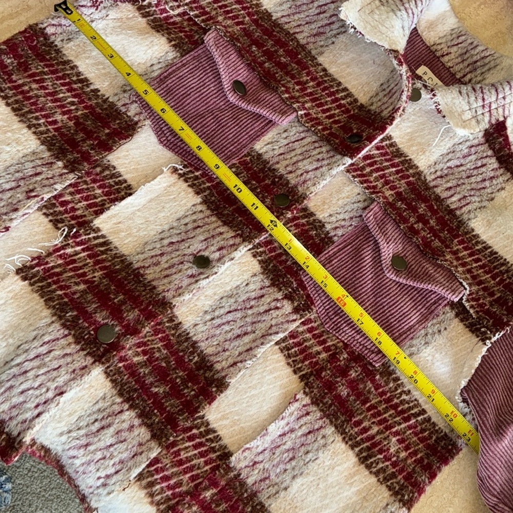 Pols jacket women's L corduroy plaid, fleece, button front, pockets. Shacket euc - Picture 13 of 17